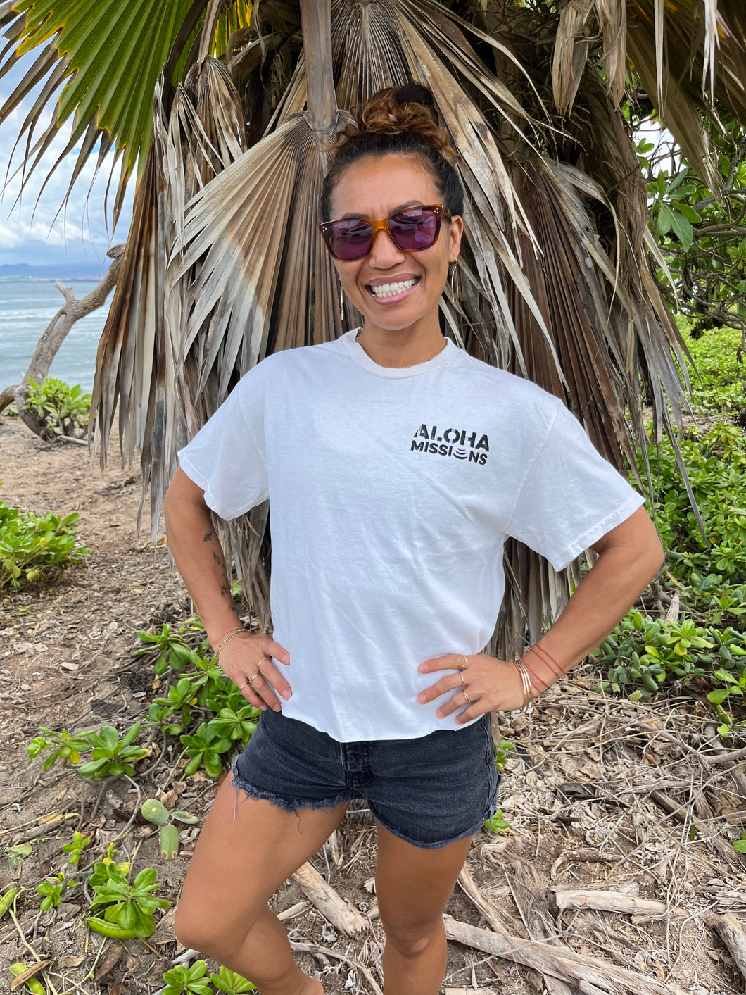 Aloha Missions Women's Crop Tee | Ivory