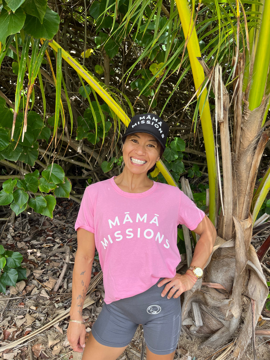 Mama Missions Tee | Hot Pink
