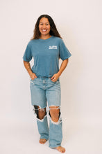 Load image into Gallery viewer, Aloha Missions Women&#39;s Crop Tee | Western Sky
