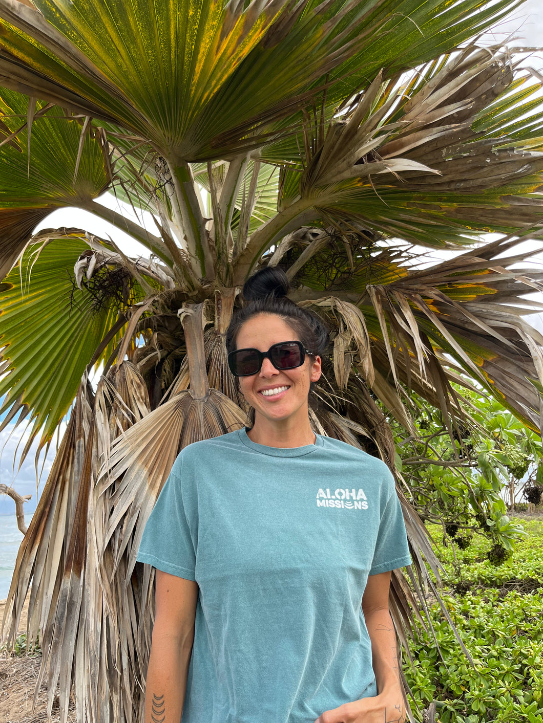 Aloha Missions Women's Crop Tee | Pine